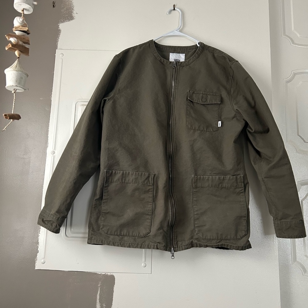 Excellent condition Vans army green spring packet men's size large